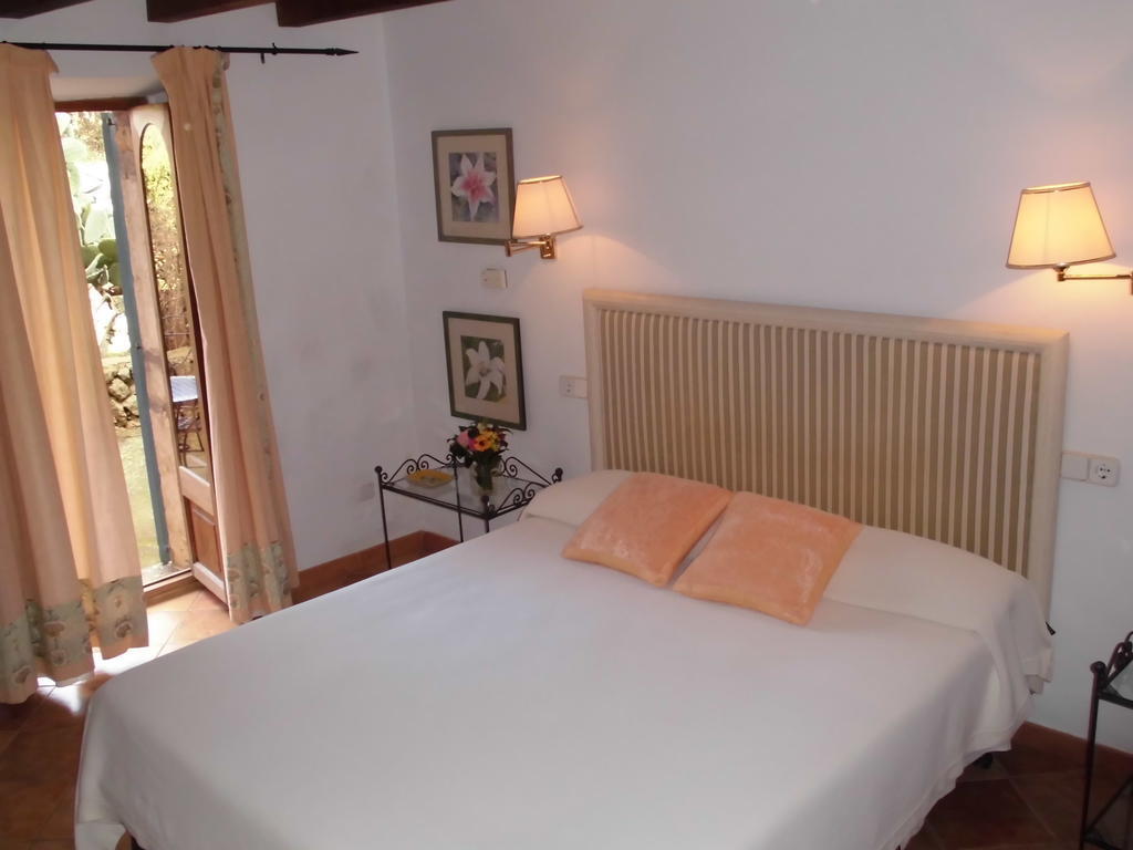 Agroturismo Na Set Centes - Adults Only Artá Δωμάτιο φωτογραφία