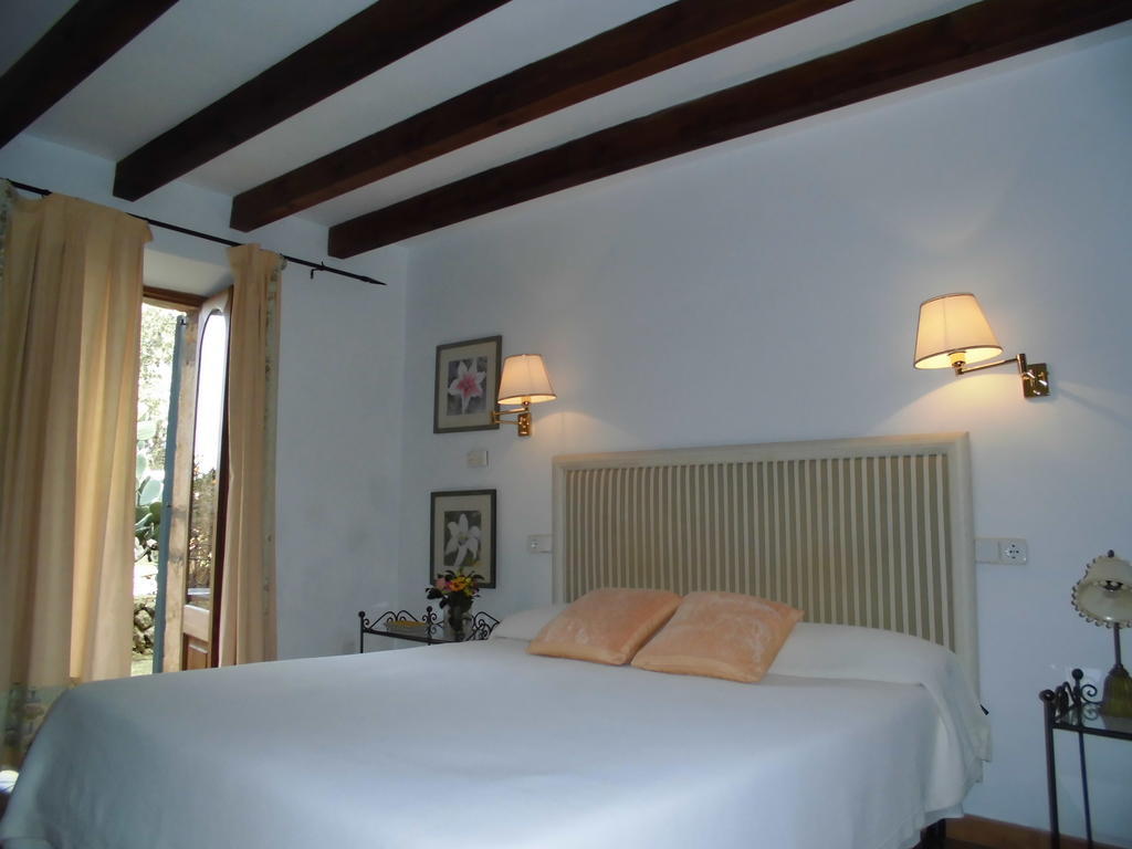 Agroturismo Na Set Centes - Adults Only Artá Δωμάτιο φωτογραφία